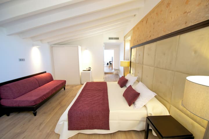 Bennoc Petit Hotel