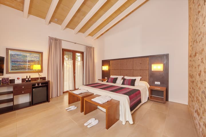 Bennoc Petit Hotel