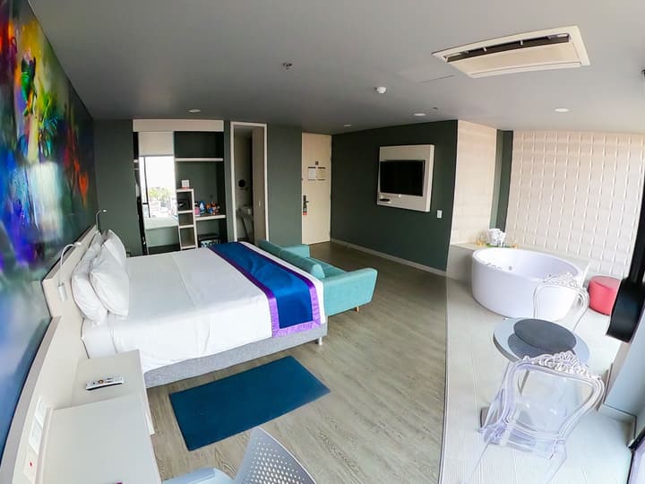 Hotel Black Tower Premium