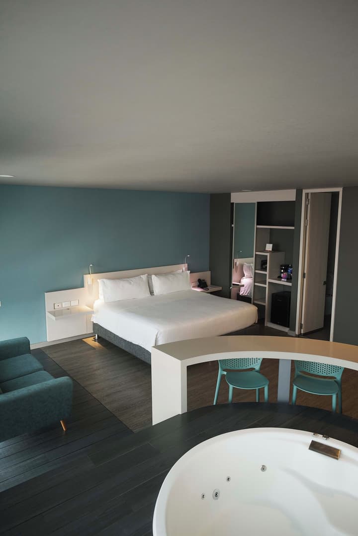 Hotel Black Tower Premium