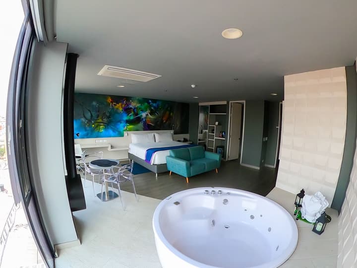 Hotel Black Tower Premium