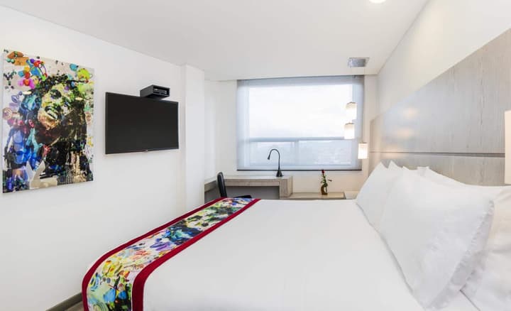Hotel Black Tower Premium