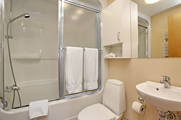 Eldey Airport Hotel