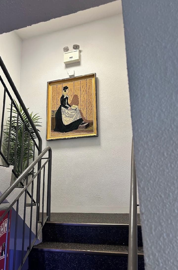 Eldey Airport Hotel