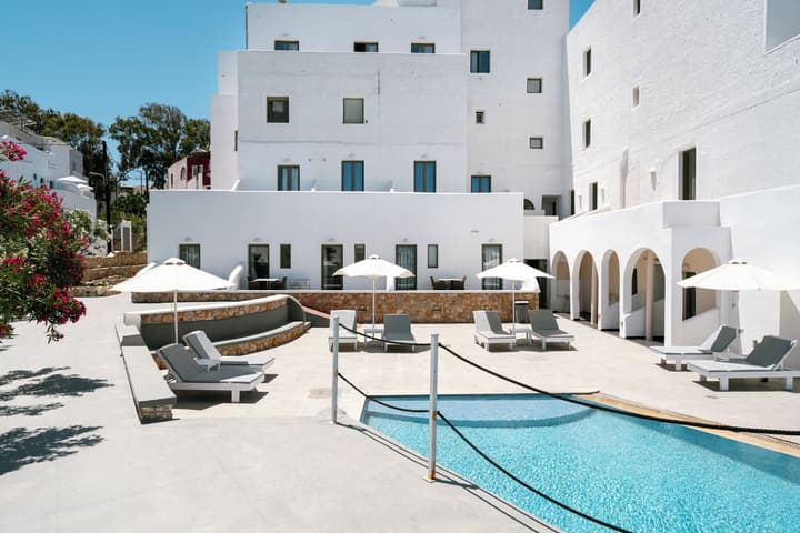 Hotel Omiros