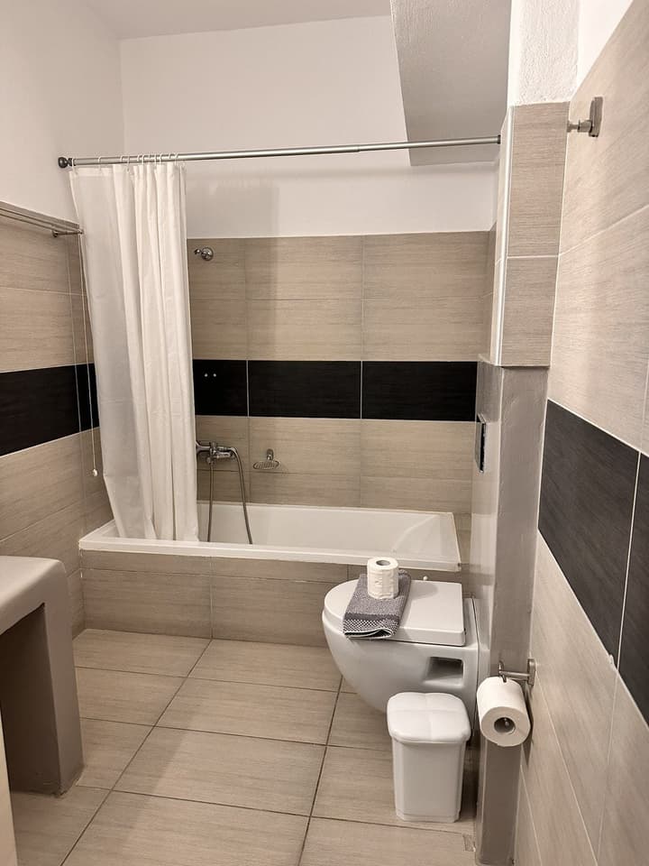 Hotel Omiros