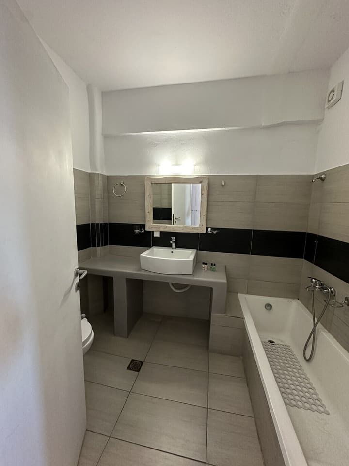 Hotel Omiros