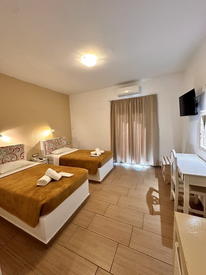 Hotel Omiros