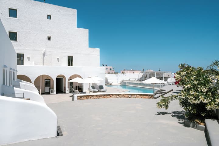 Hotel Omiros