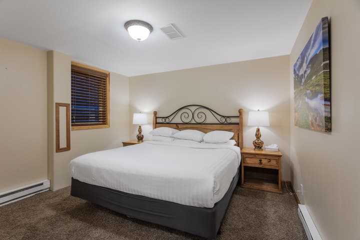 Discovery Lodge