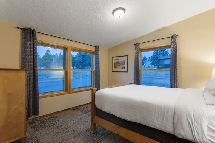 Discovery Lodge