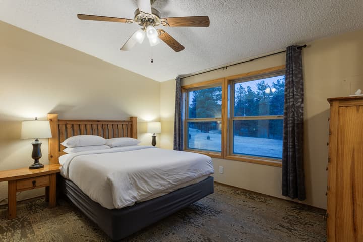 Discovery Lodge