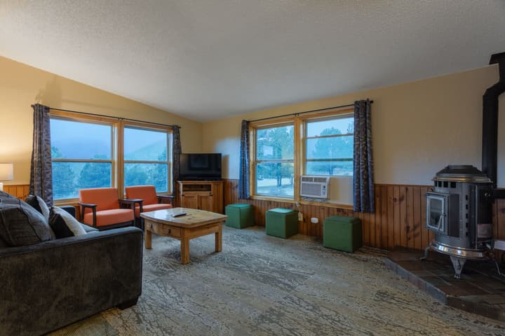 Discovery Lodge