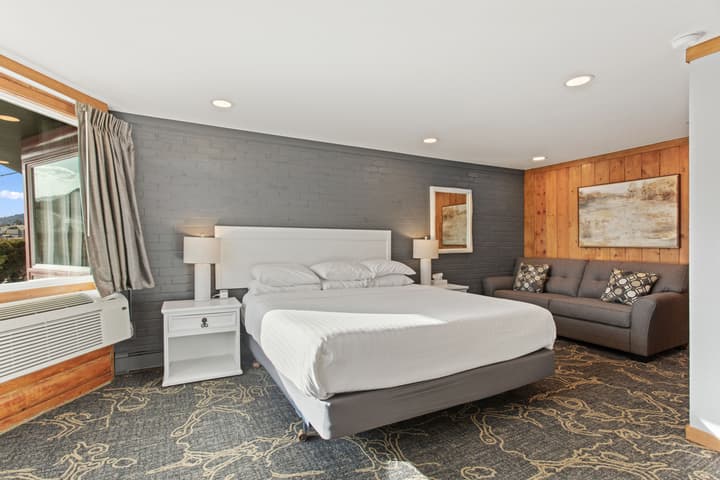 Discovery Lodge