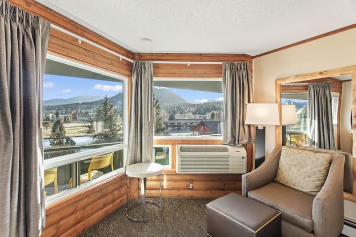 Discovery Lodge