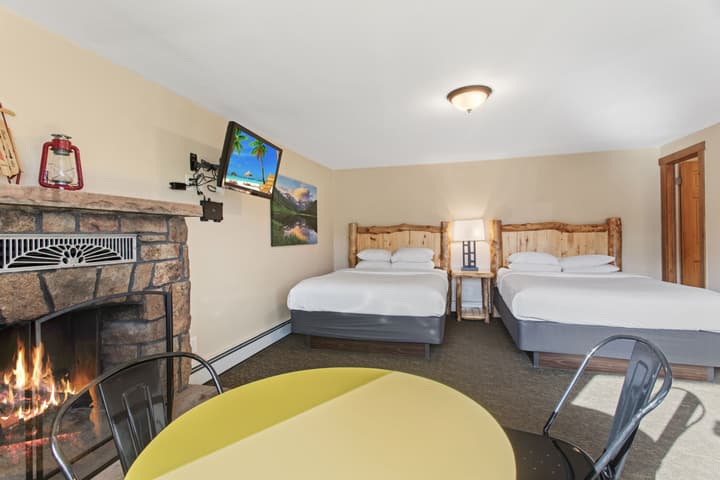 Discovery Lodge