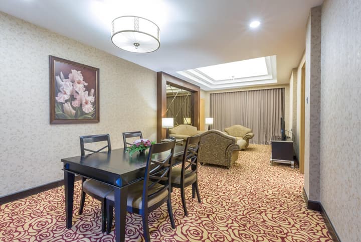 Wyndham Surabaya City Centre