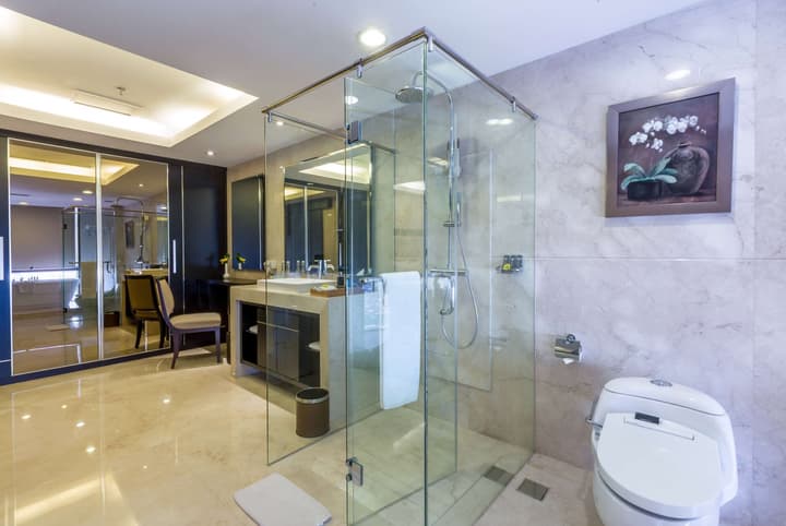 Wyndham Surabaya City Centre