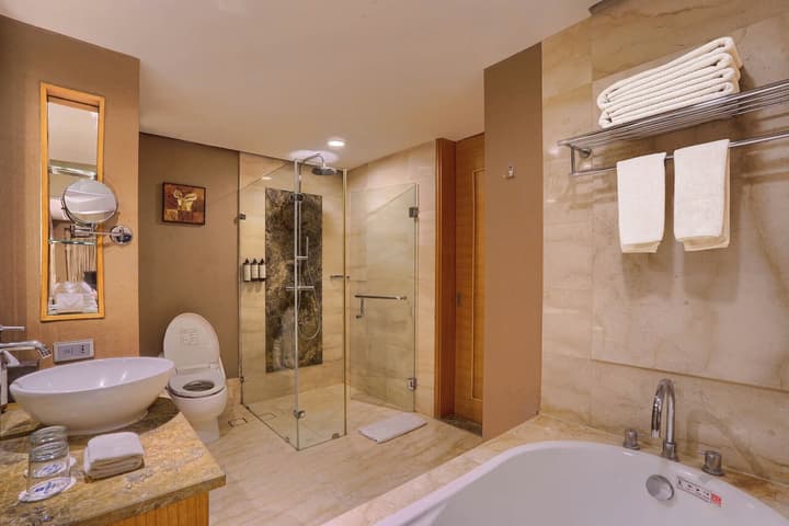 Wyndham Surabaya City Centre