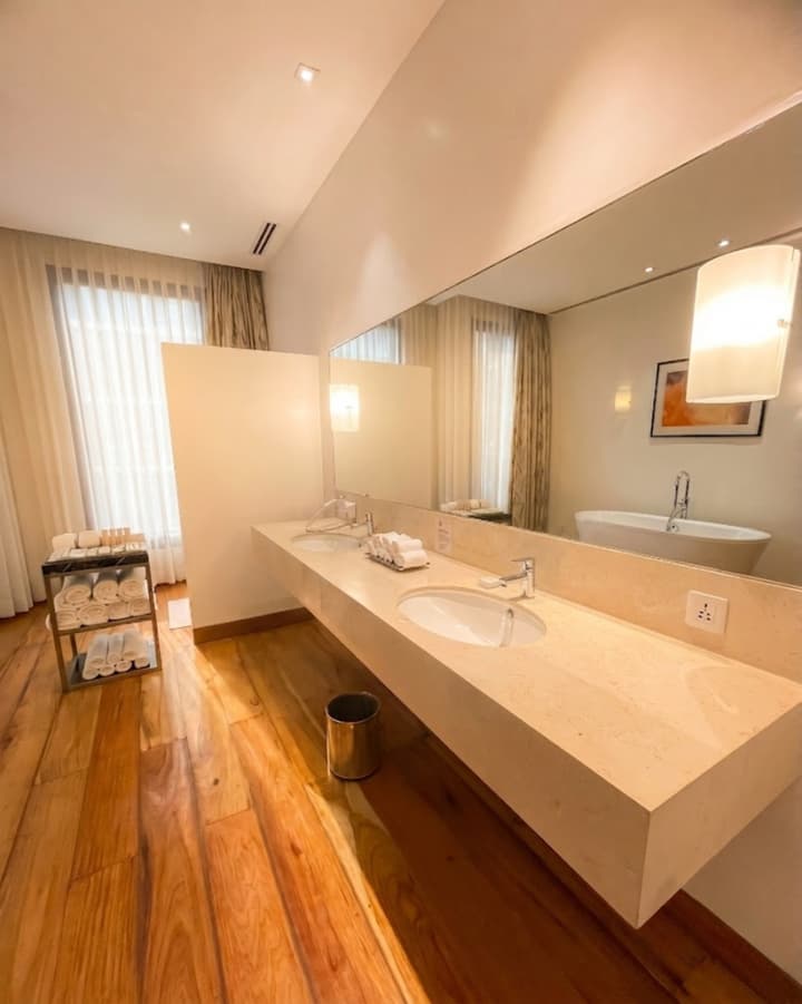 City Garden GRAND Hotel