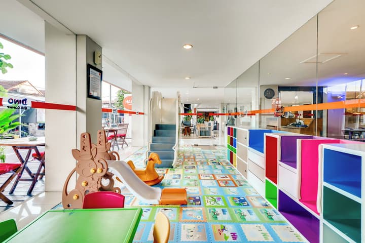 HARRIS Hotel Seminyak Bali