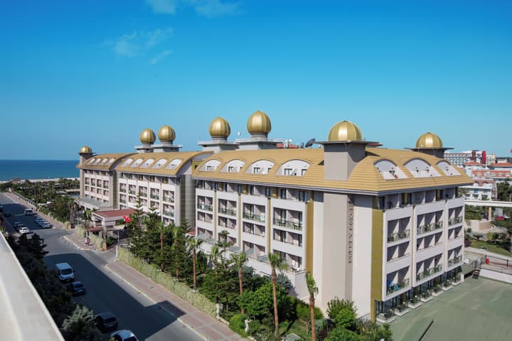 Aydinbey King's Palace & Spa -Ultra All Inclusive