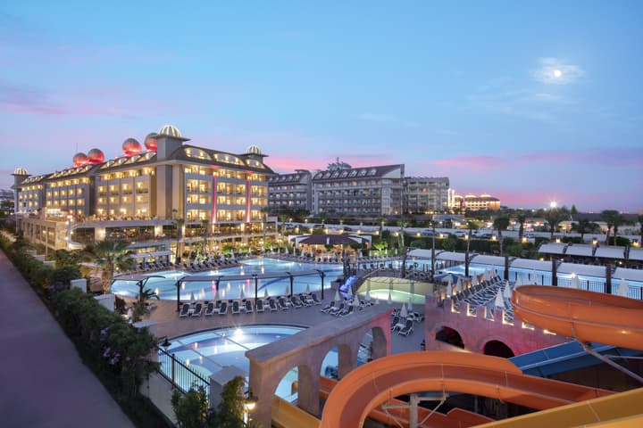 Aydinbey King's Palace & Spa -Ultra All Inclusive