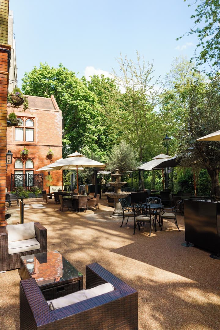 St Paul's Hotel