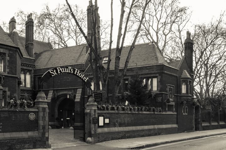 St Paul's Hotel