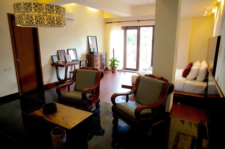 iRoHa Garden Hotel & Resort
