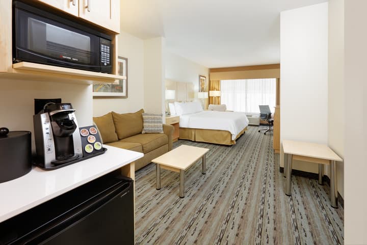 Holiday Inn Express & Suites San Antonio - Brooks City Base by IHG