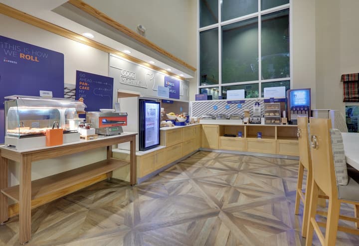 Holiday Inn Express & Suites San Antonio - Brooks City Base by IHG