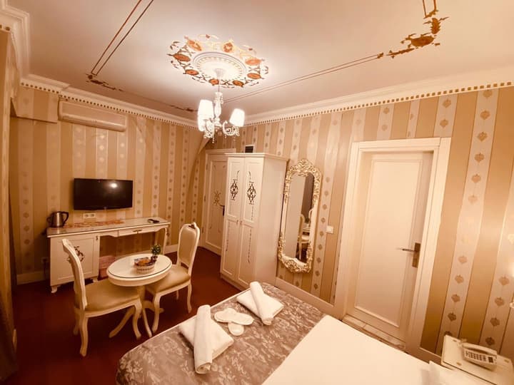 Alyon Hotel Taksim