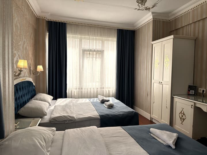 Alyon Hotel Taksim