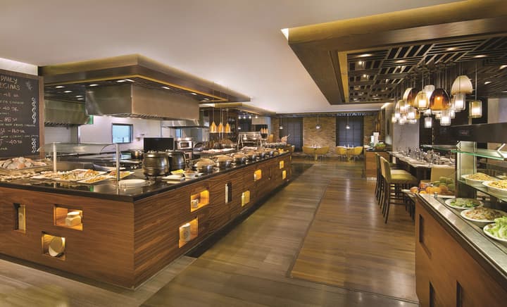 DoubleTree by Hilton Riyadh - Al Muroj Business Gate