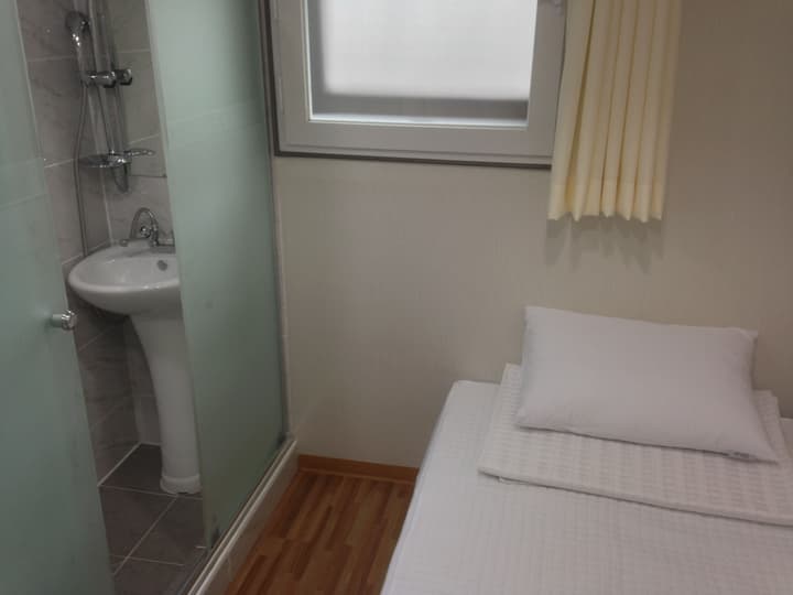 Hostel Chloe