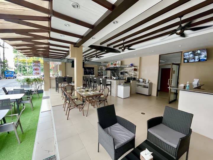 The Little Moon Residence