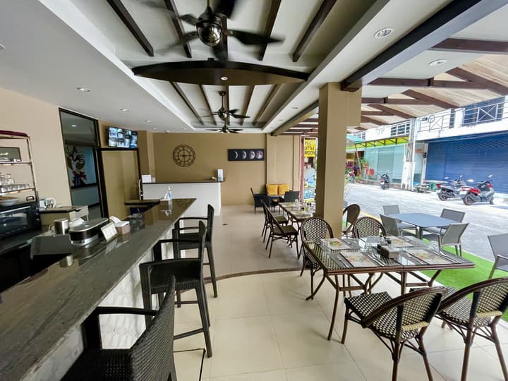 The Little Moon Residence