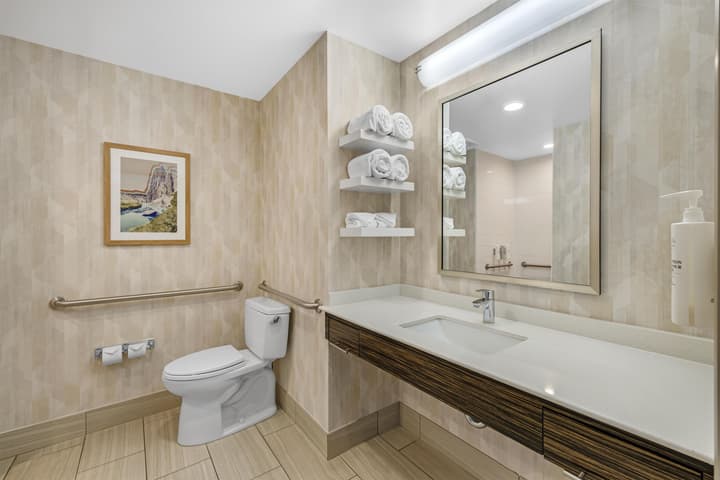 Hampton Inn & Suites Bend