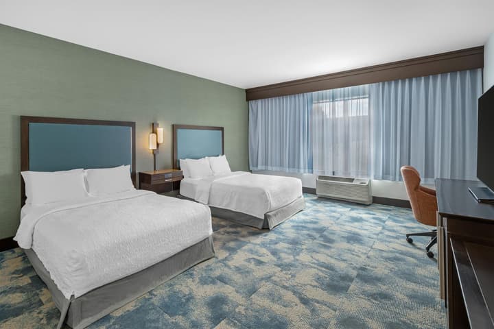 Hampton Inn & Suites Bend