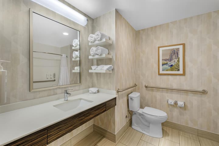 Hampton Inn & Suites Bend