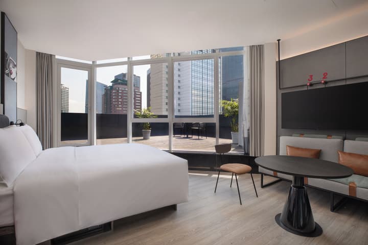 Moxy Chongqing
