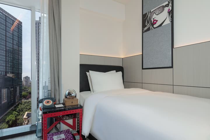 Moxy Chongqing