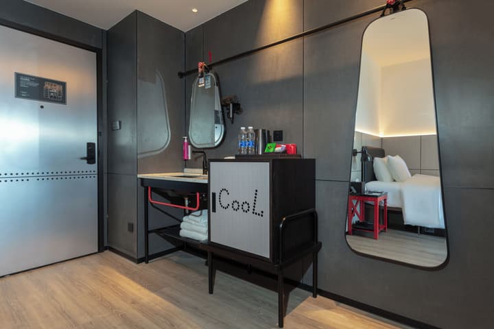 Moxy Chongqing