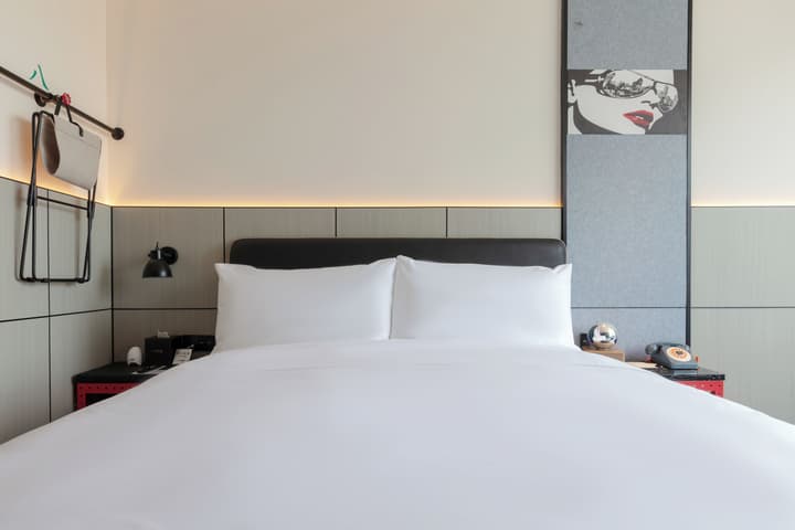 Moxy Chongqing
