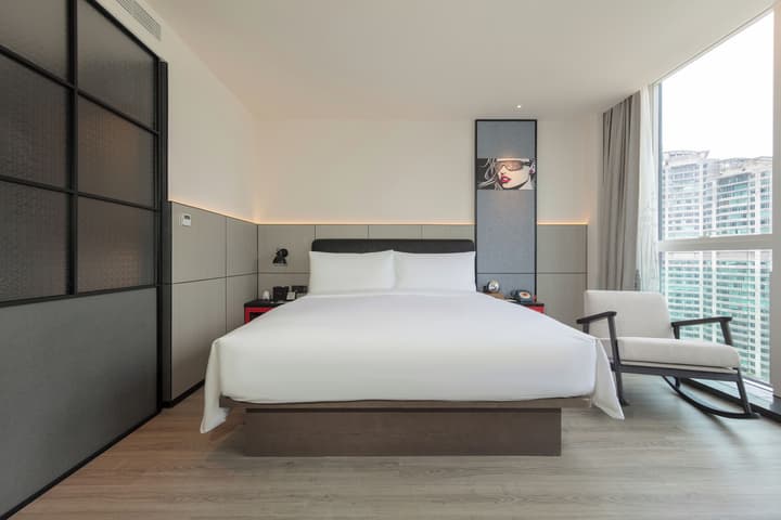 Moxy Chongqing