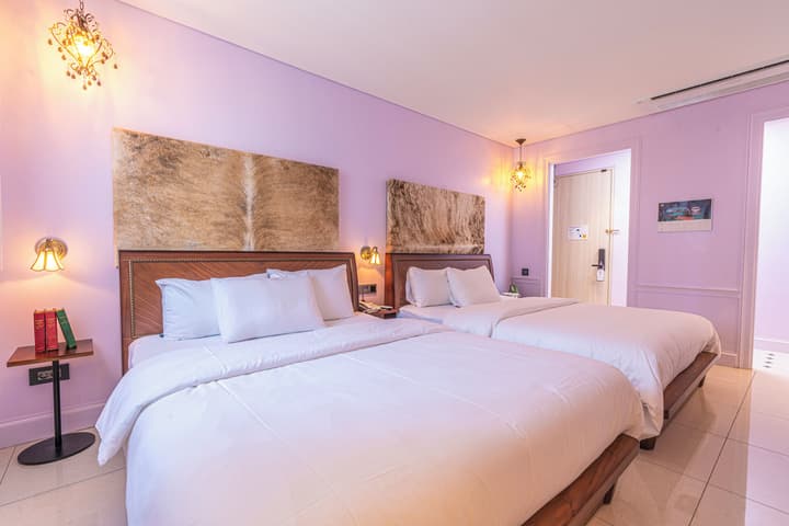 Le Mong Hotel