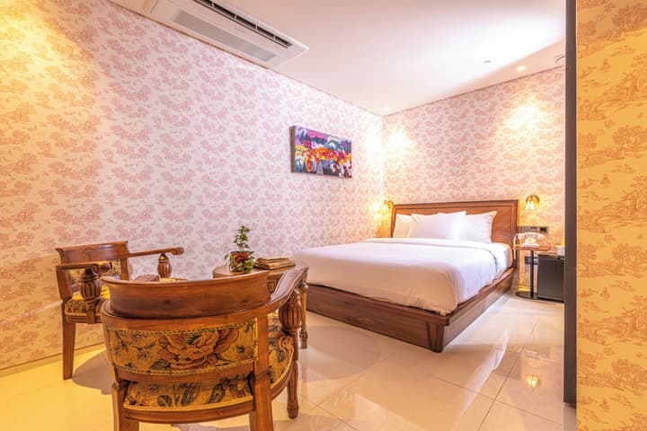 Le Mong Hotel