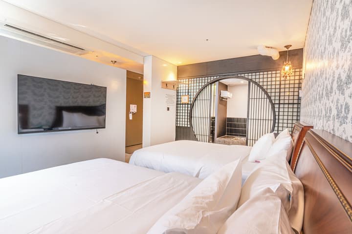 Le Mong Hotel