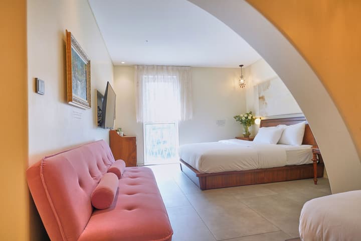Le Mong Hotel